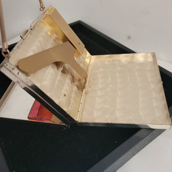 Vintage 50's Ladies Gold Tone Compact and cigarette purse - Picture 4 of 8